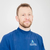 Ian Gibson - Veterinary Surgeon
