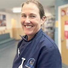 Sophy Barnes - Veterinary Surgeon