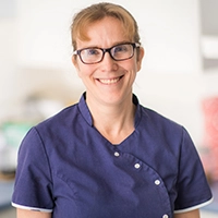 Katharine Hollingsworth - Veterinary Surgeon