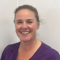 Melanie Pond - BSc MA VetMB MRCVS CertGPSAM Senior Veterinary Surgeon
