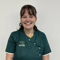 Seren Routledge - BVM&S MRCVS Veterinary Surgeon