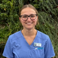 Chloe Jones - RVN Registered Veterinary Nurse
