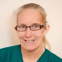 Lesley Macewan - RVN Registered Veterinary Nurse