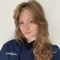 Eve Gibbons - Veterinary Surgeon
