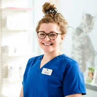 Elizabeth Jones - Veterinary Surgeon