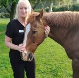 Karen Wallis - Receptionist