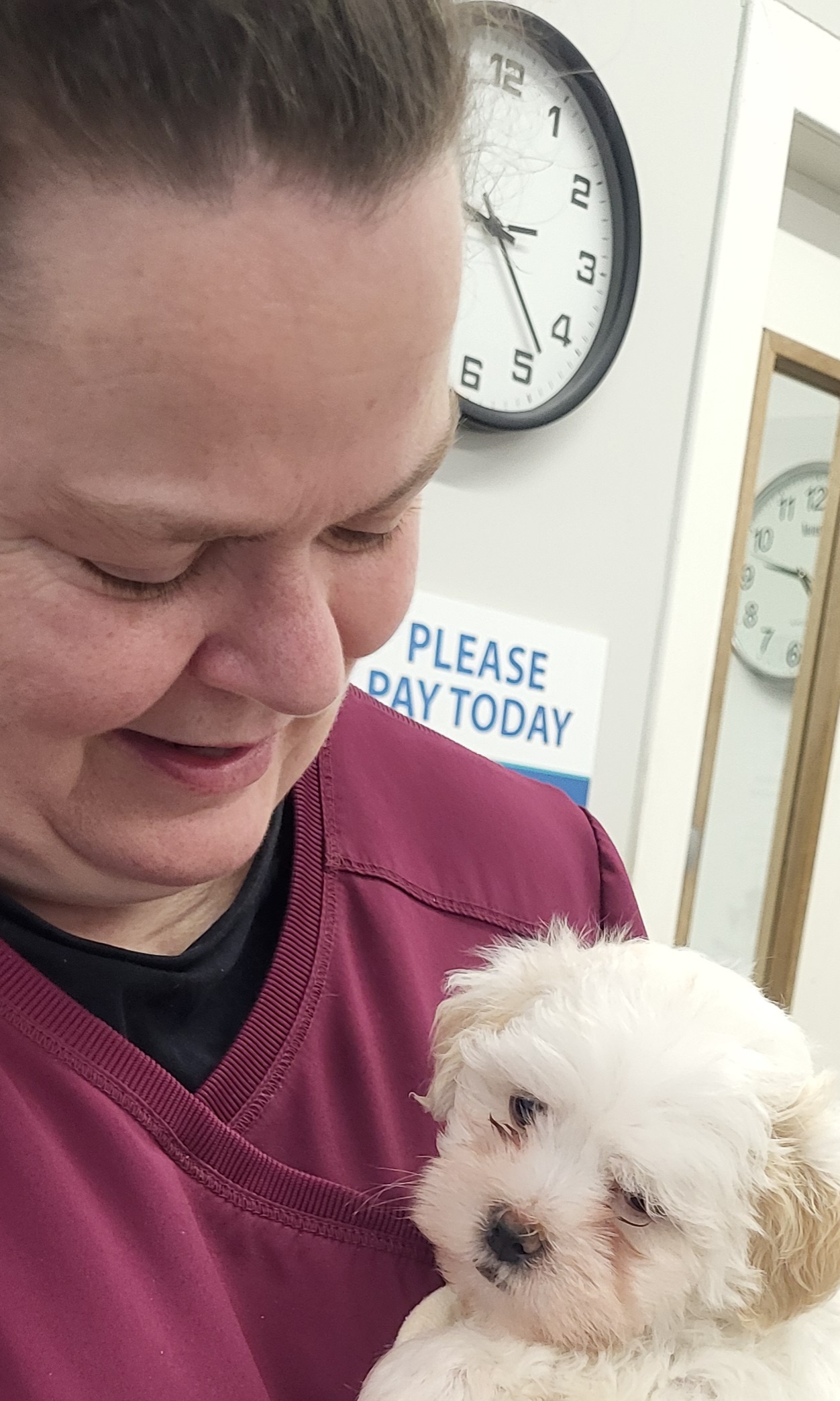 Alexandra Cheeseman - Receptionist