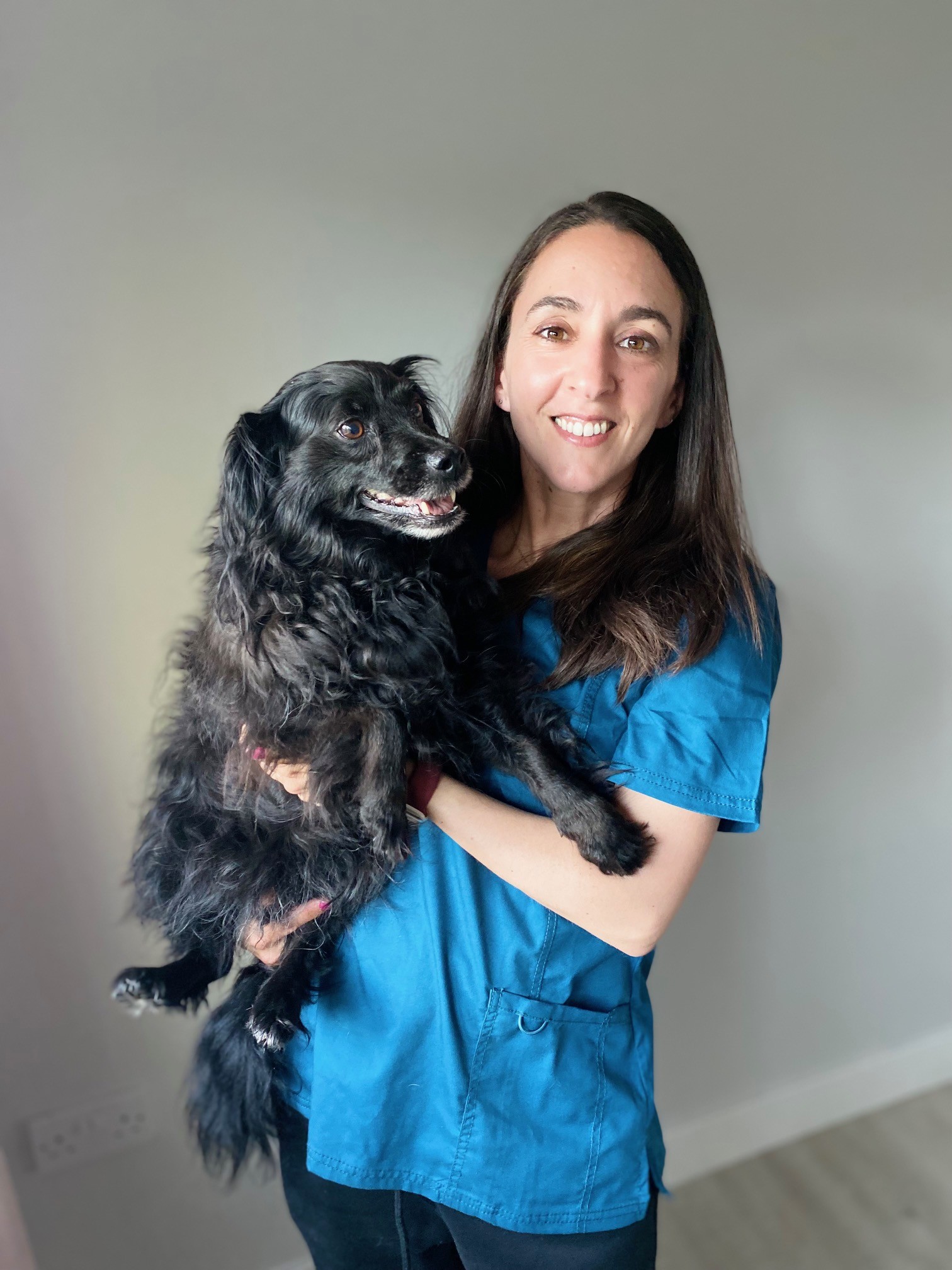 Clara Lopez - Veterinary Surgeon