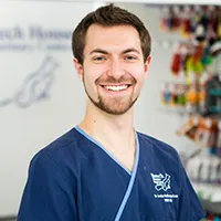 Jordan Nelthorpe-Stein - Veterinary Surgeon