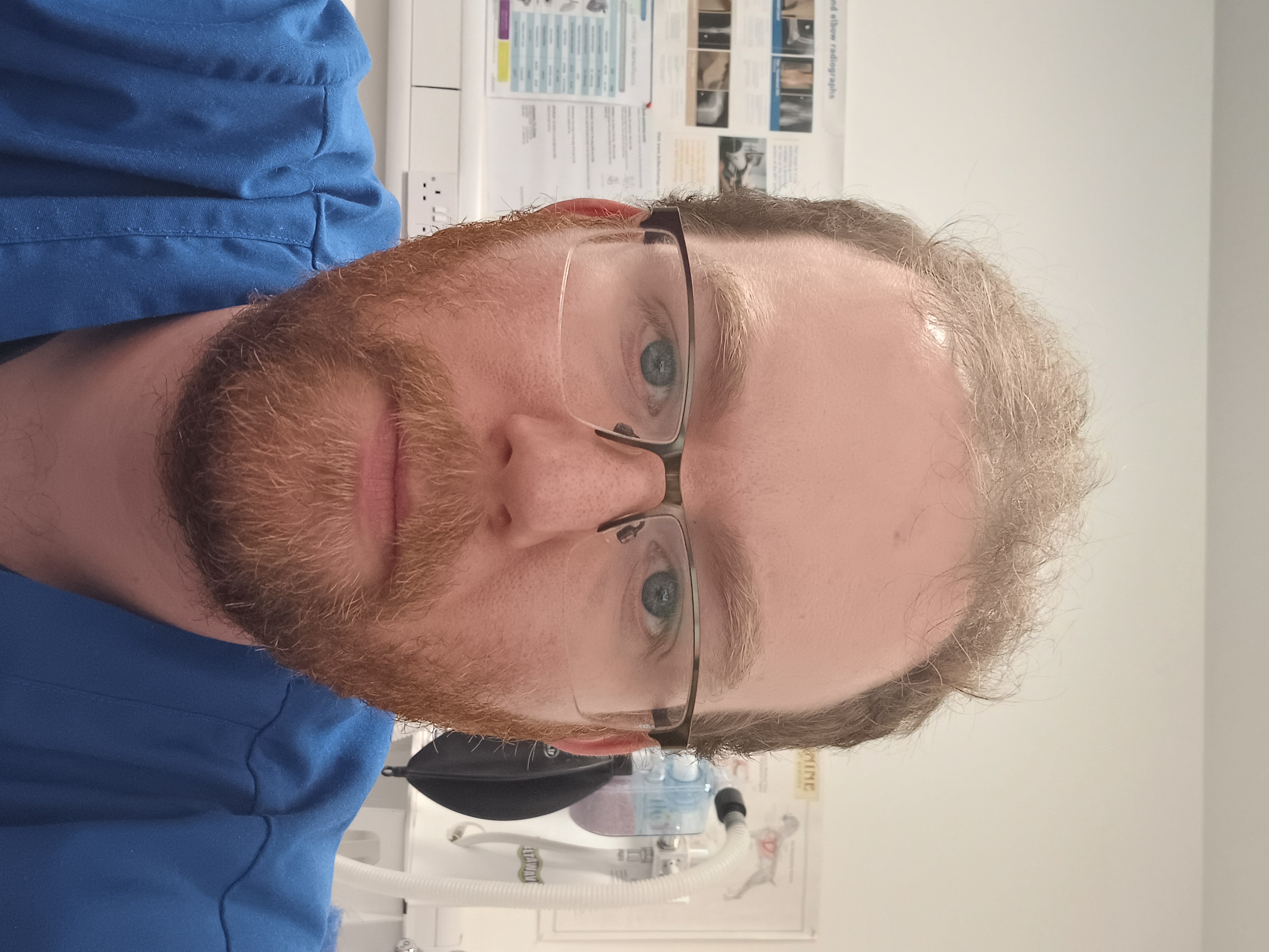 Kevin Mcveigh - Veterinary Surgeon