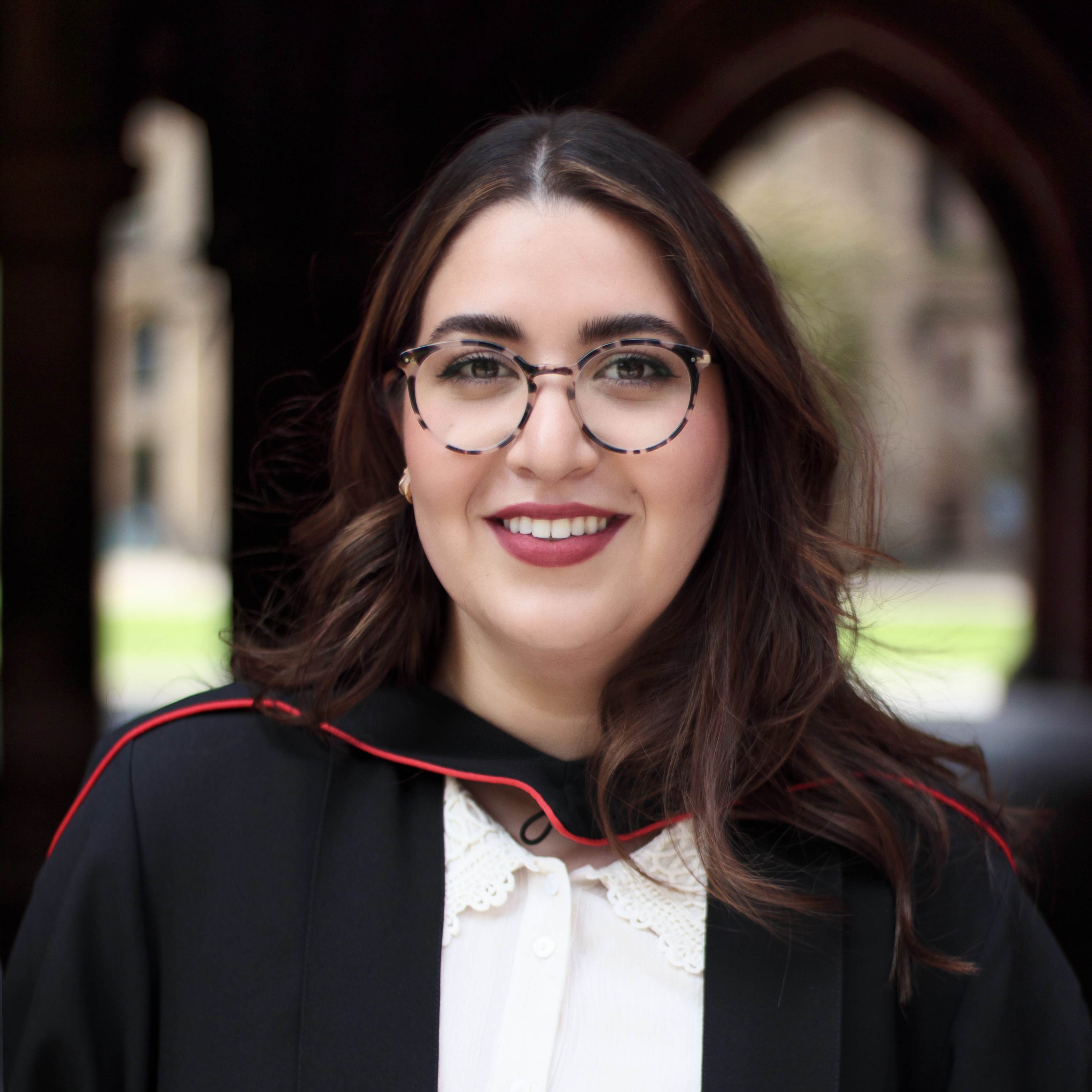 Nina Miraki - BVMS MRCVS Veterinary Surgeon