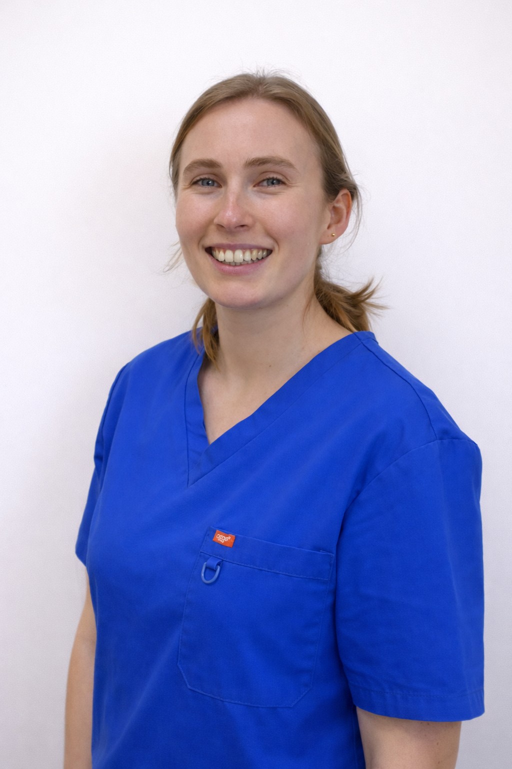 Isabel Davies - Veterinary Surgeon