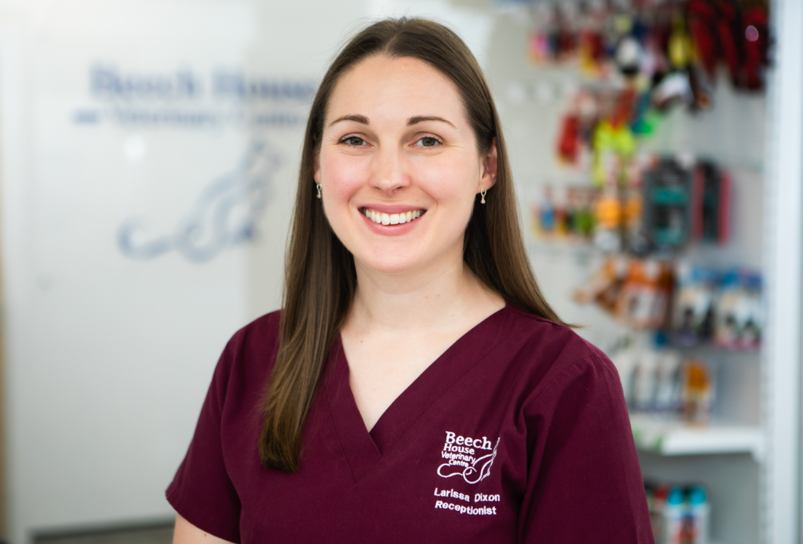 Larissa - Receptionist