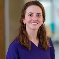 Charis Lorenz - Veterinary Surgeon